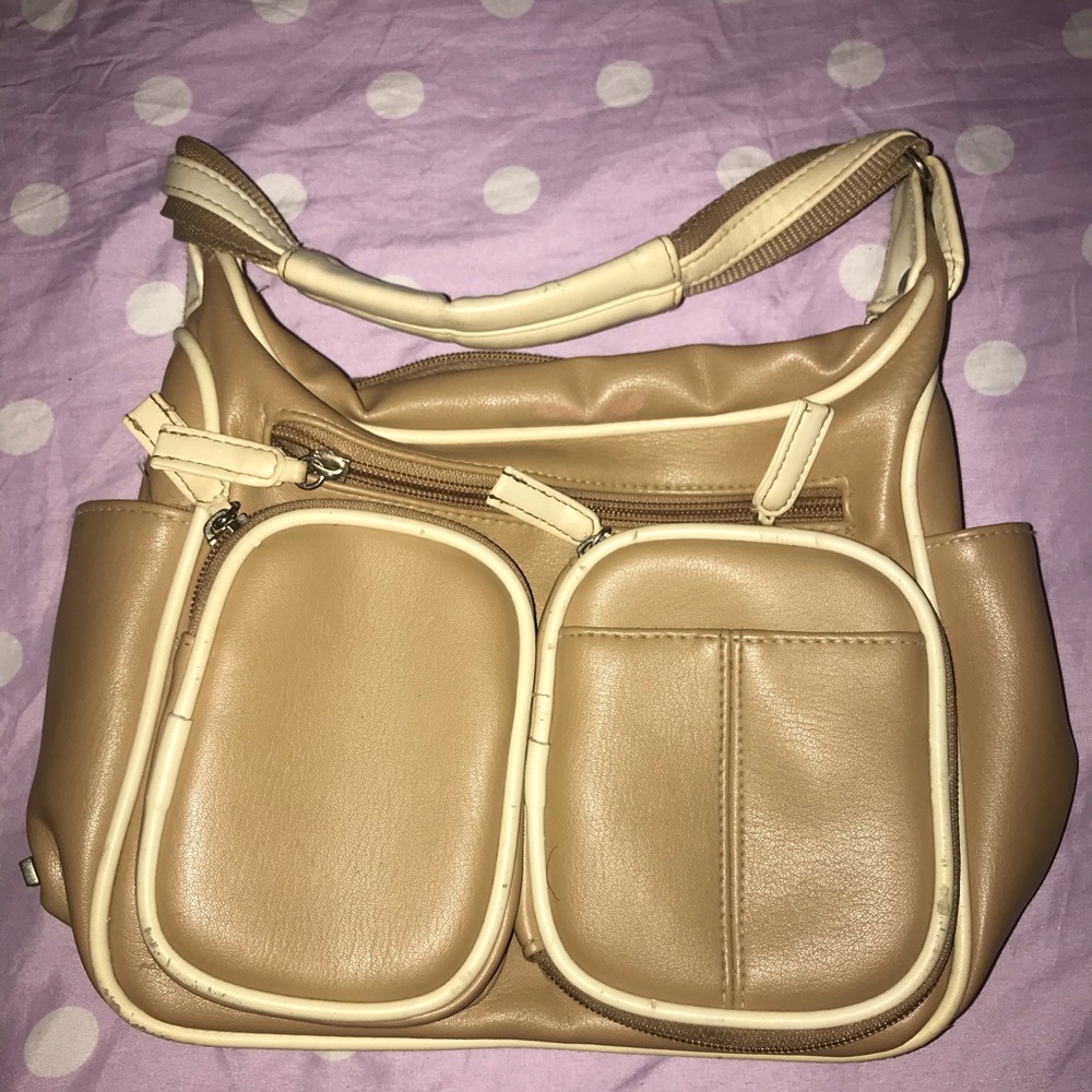 Leather cream purse